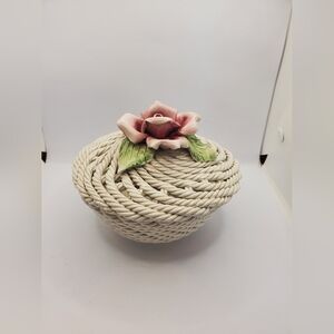 Vintage Weave Capodimonte rope Basket/ Trinket dish